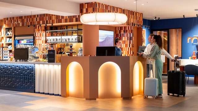 TRIBE Den Haag Centraal