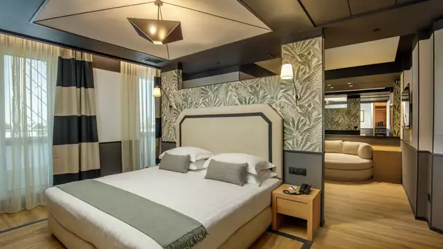 Descubre Roma en 3: Habitación Triple con media pensión