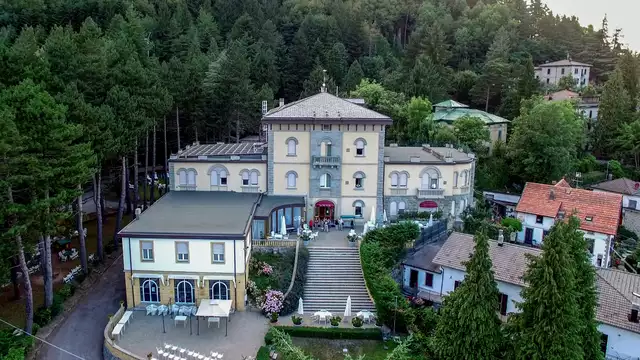 Découvrez la magnifique ville de Sestola grâce à un séjour comprenant un dîner et un spa privé.