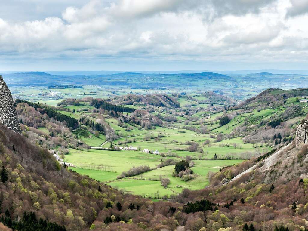 Découvrez les merveilles du Cantal - 4* - 7