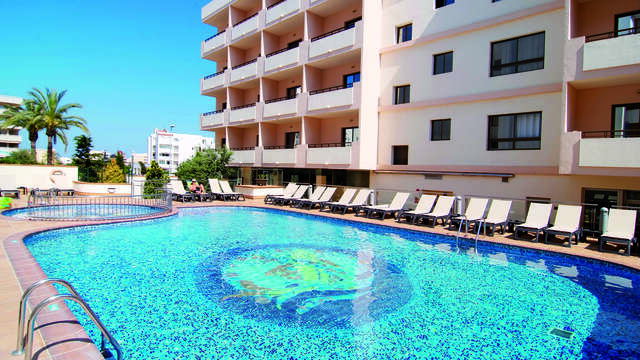 Invisa Hotel La Cala