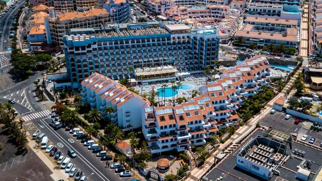 Paradise Park Fun Lifestyle Hotel