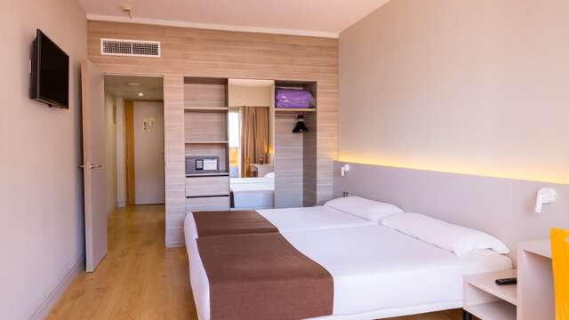 Paradise Park Fun Lifestyle Hotel