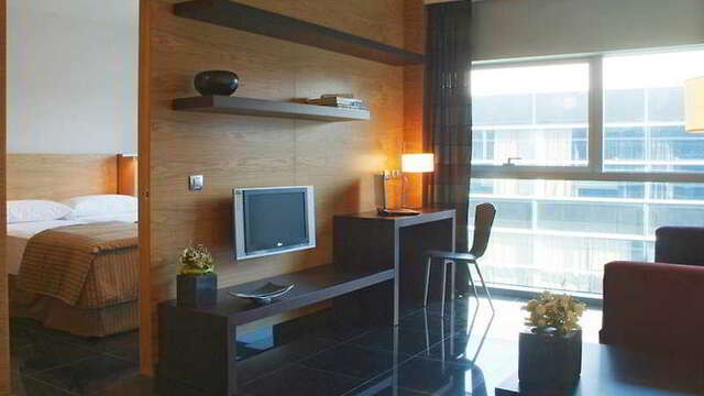 Hesperia Barcelona Fira Suites