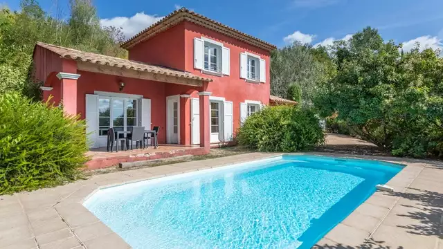 Tra Cannes e l'entroterra: Vacanze in Provenza a Callian (1 notte)