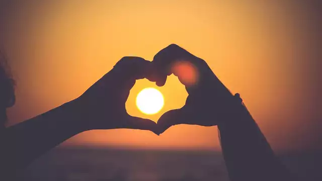 Escapade en amoureux à Niort avec dîner spécial Saint Valentin et sauna