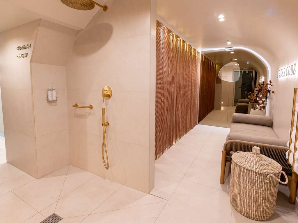 Séjour à deux pas de la Place Vendôme et dîner croisière excellence sur la Seine - 4* - 20