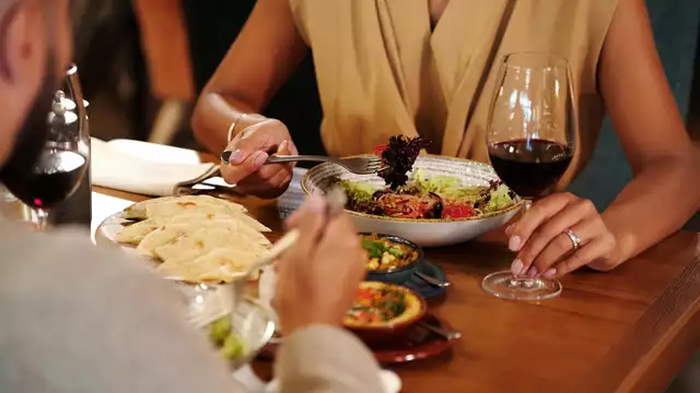 Romantische Valentijnsdag in Chalon-sur-Saône met diner en bubbels inbegrepen