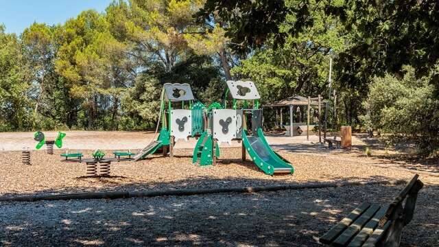 Vacanceole - Residence Les Demeures du Ventoux