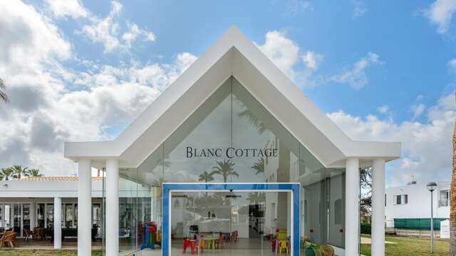 Vibra Blanc Cottage
