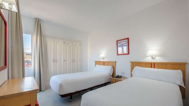 LIVVO Koala Garden Apartamentos