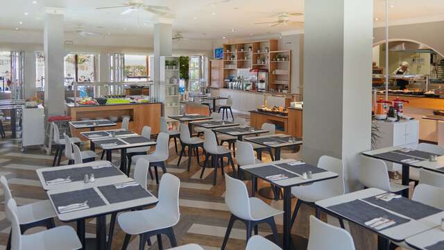 Coral Compostela Beach Golf