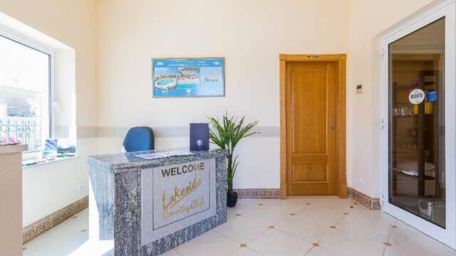 Lakeside Country Club