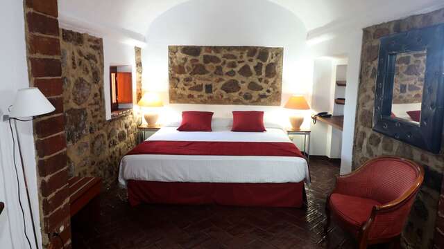 Hotel Monasterio Rocamador