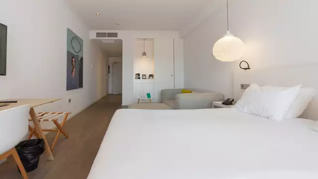 Oferta de Nochevieja Escapada con Cena y Fiesta con cotillon musica y barra libre en Islantilla