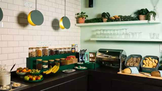 Vivez Amsterdam pleine de romance et de moments de toast inoubliables!