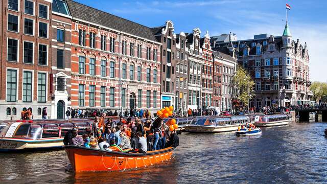 Vivi Amsterdam piena d’amore e divertimento!