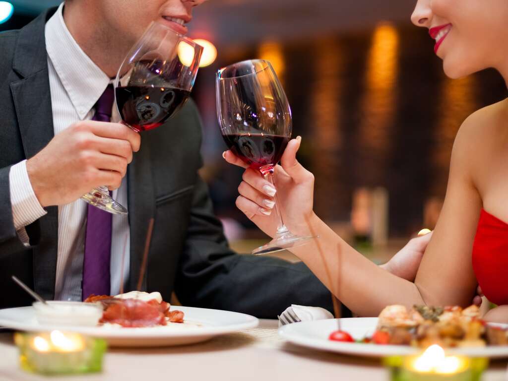 Partagez une Saint-Valentin mémorable avec un dîner à Saint-Avold - 4* - 1