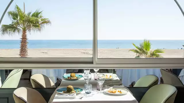 Soggiorno benessere con vista mare e cena gourmet