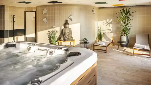 Fuga con cocktail e spa a Plouescat