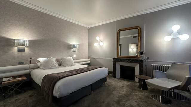 Chapeau Rouge par William Frachot