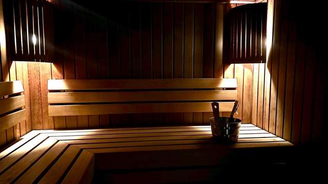 Chapeau Rouge par William Frachot