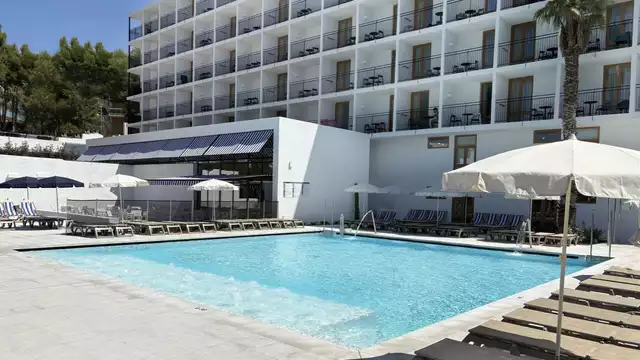 Profitez de Salou dans ce fabuleux hôtel avec petit-déjeuner et vue sur la mer