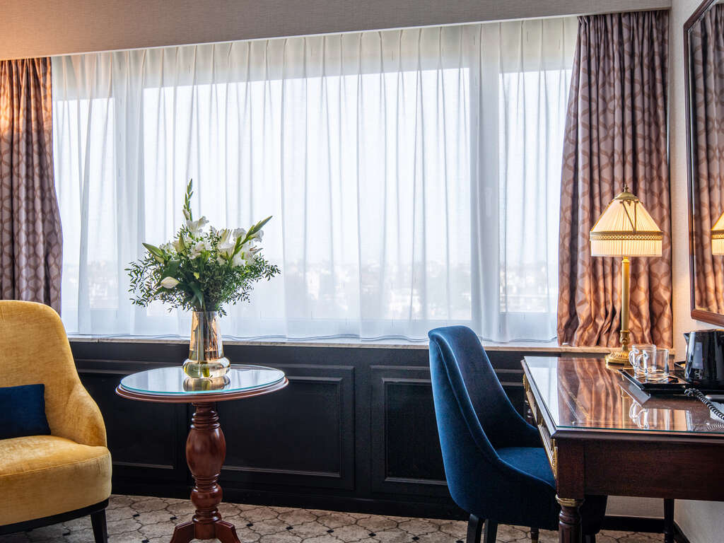 Le Chic Bruxellois : Nuitée de Charme et Réveil Gourmand - 4* - 22