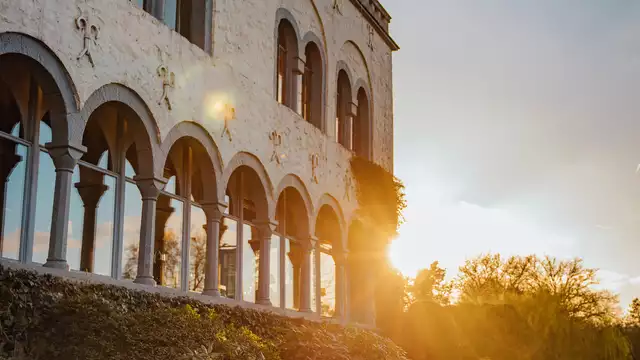 2 notti in un castello di lusso con cena + spa + massaggio