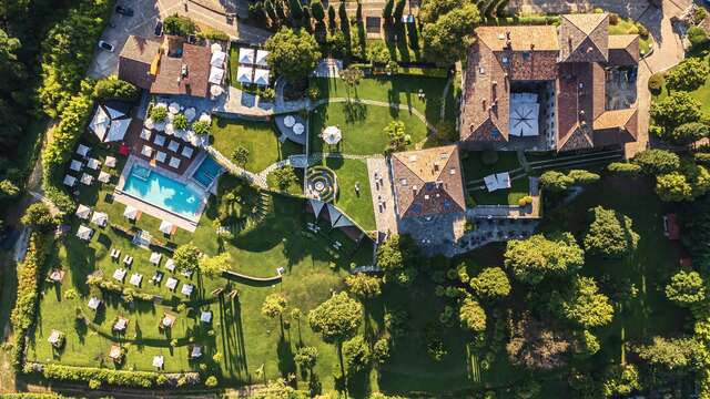 Escapada de bienestar en Erba con acceso gratuito al spa.