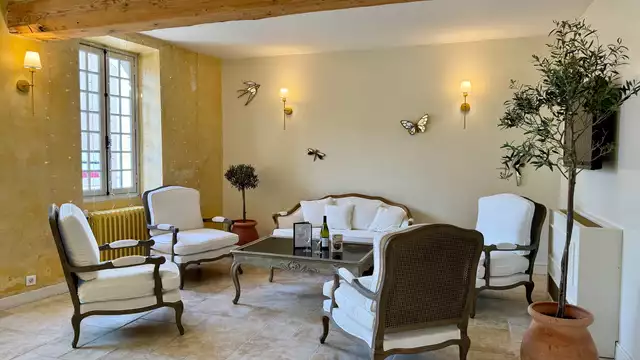 Charme provençal dans une batisse de charme