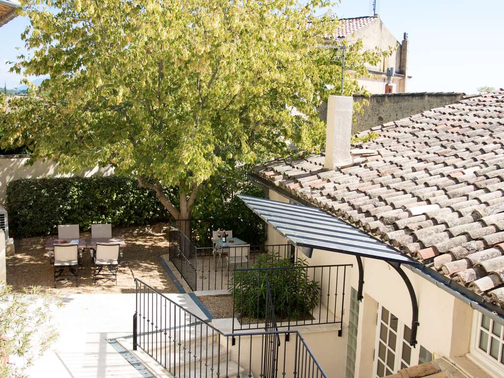 Charme provençal dans une batisse de charme - 2* - 5