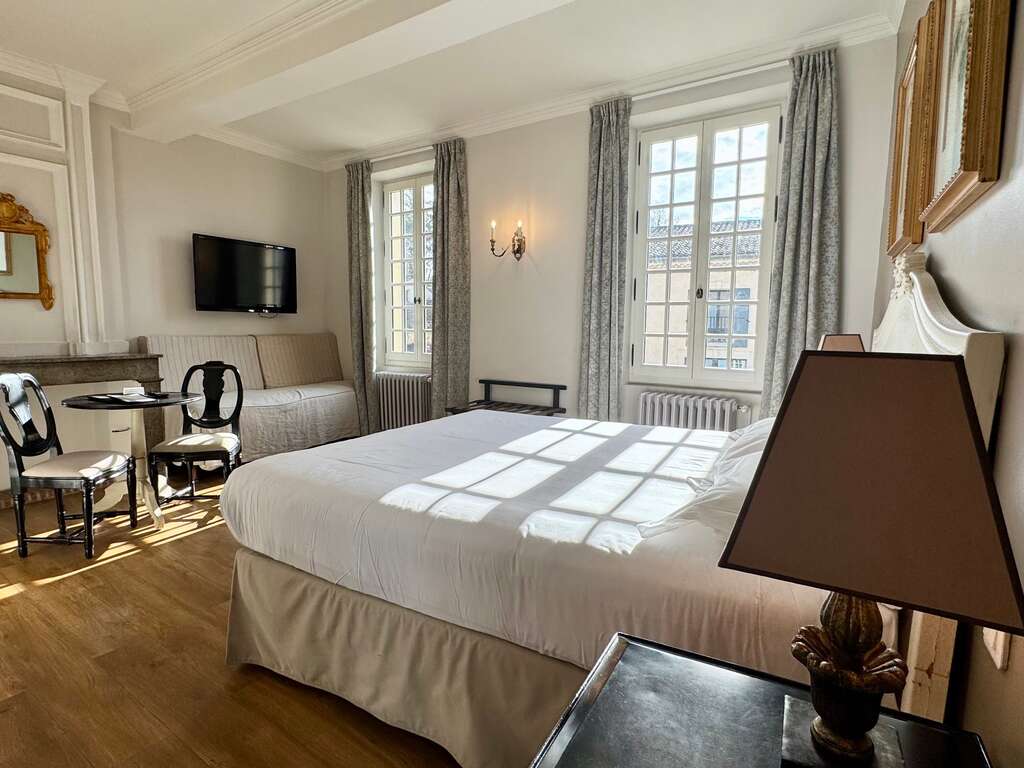 Charme provençal dans une batisse de charme - 2* - 6