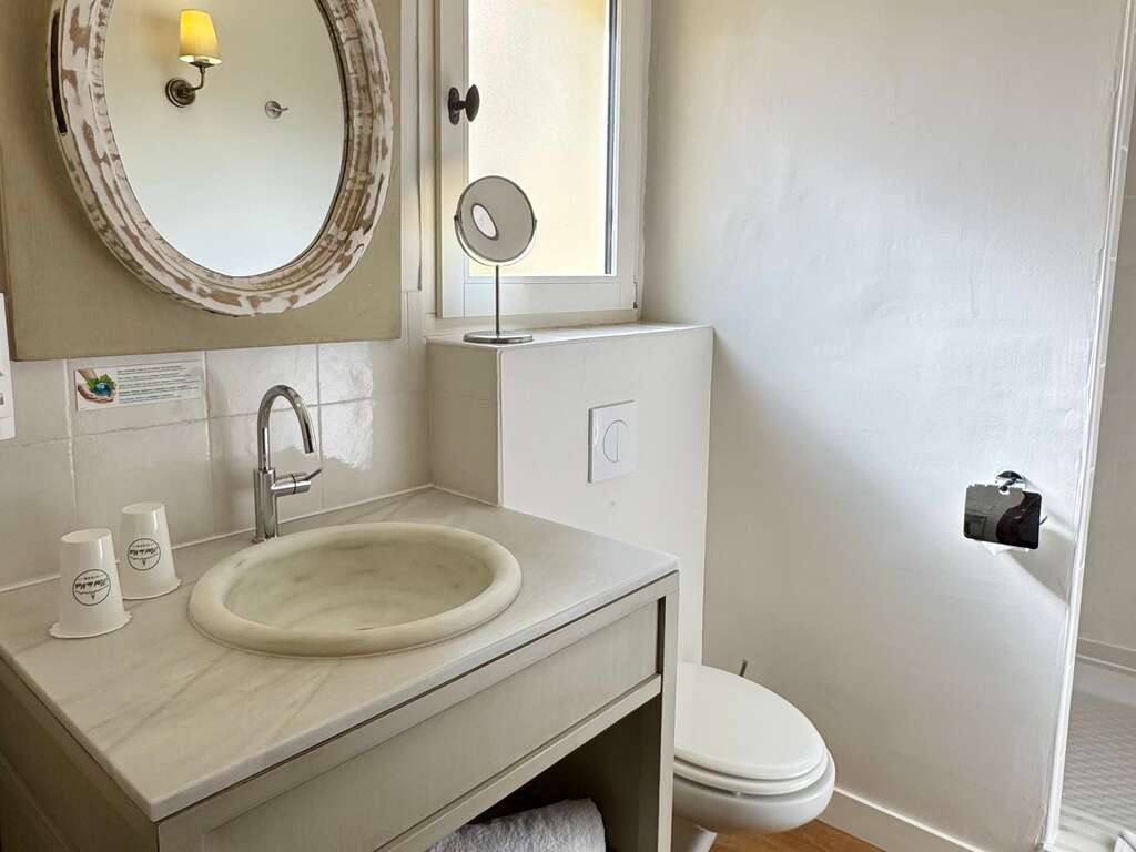 Charme provençal dans une batisse de charme - 2* - 9