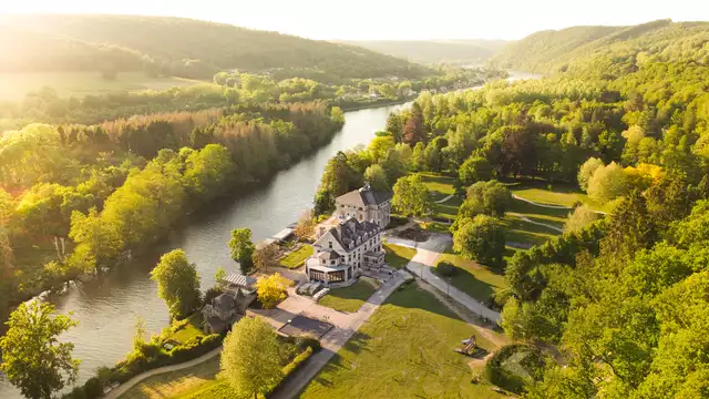 Romantisch charme-uitje met diner in de Belgische Ardennen
