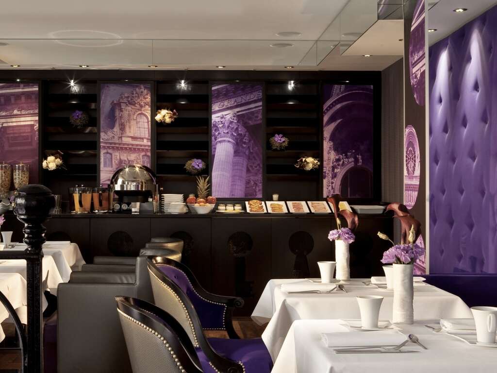 Escapade romantique au coeur de Paris avec Champagne et bains à remous privé - 4* - 7