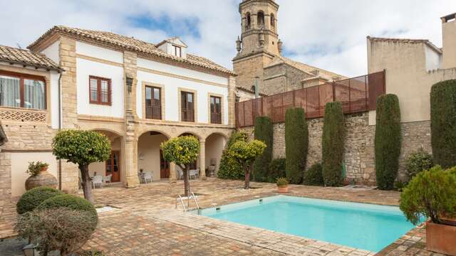 Hotel Puerta de la Luna