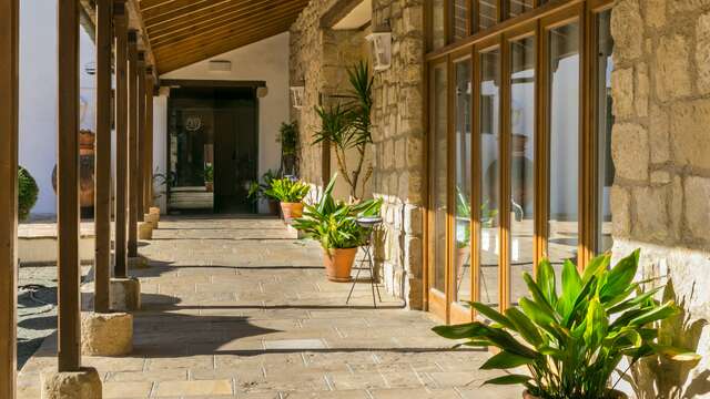 Hotel Puerta de la Luna