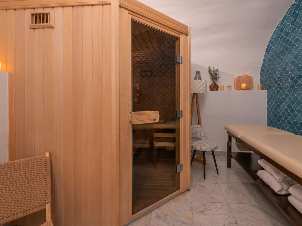 Artus Hôtel 4*
