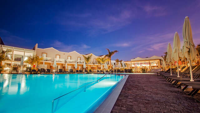 Hotel LIVVO Los Calderones