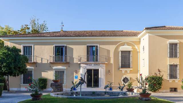 Week-end avec bain a remous prive a Jerez de la Frontera