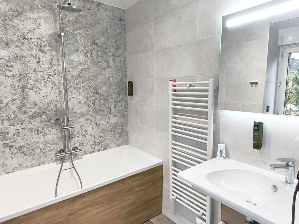 Offrez-vous un séjour bien-être naturellement pétillant en Lozère - 3* - 19