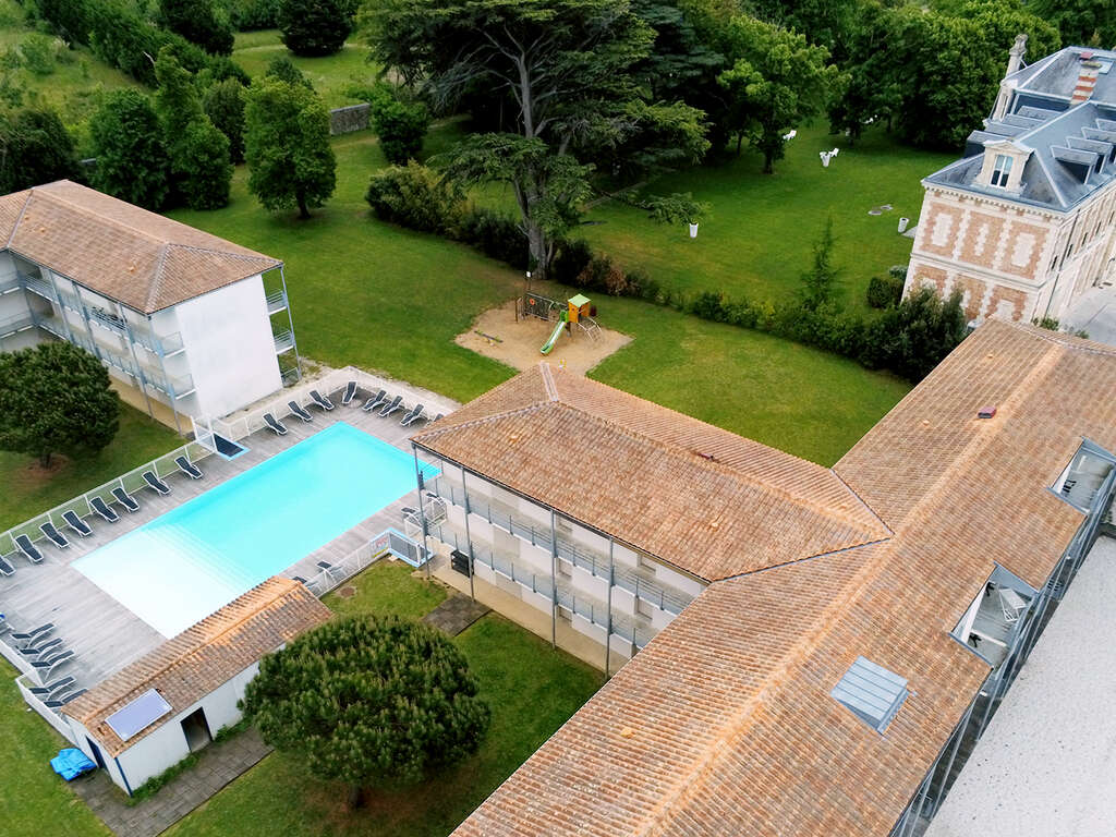 Escapade Royale En Résidence 3 Étoiles Près De La Rochelle (1 Nuit) - 3* (ref 5160)