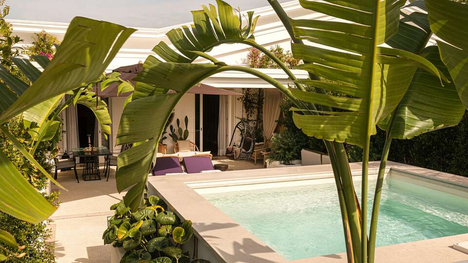 Savoy Beach Hotel