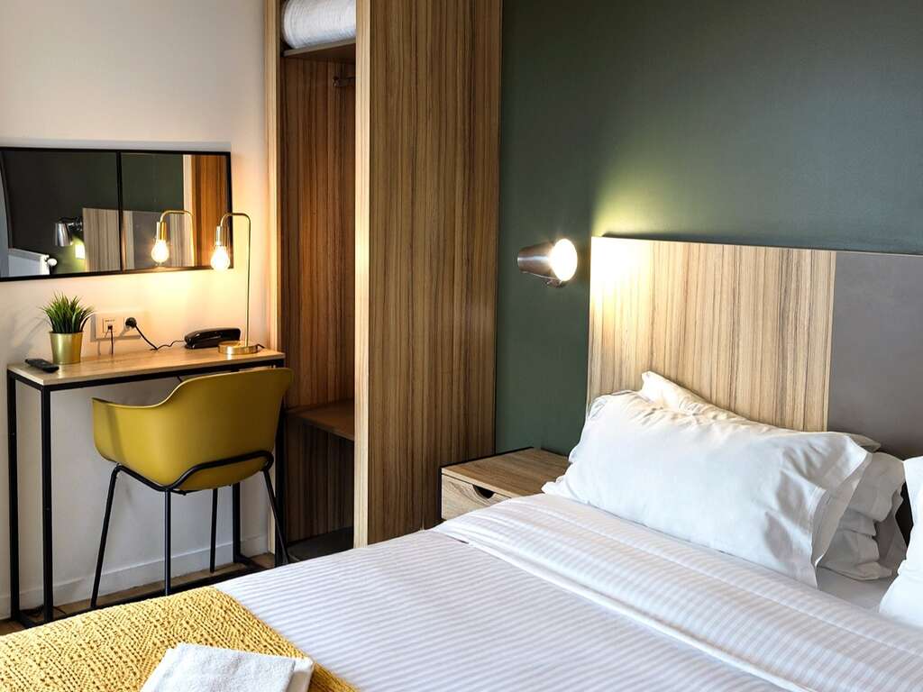 Escale à la décoration contemporaine à l'entrée de Paris - 3* - 17