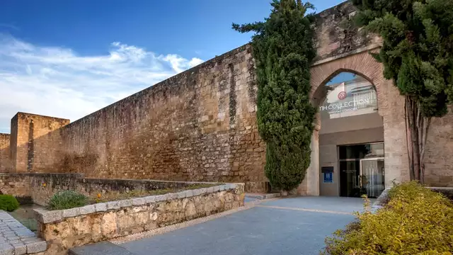 Escapada en Cordoba en hotel 5* con entradas al Hammam Al Ándalus