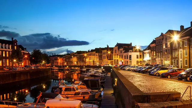 Séjour de charme au cœur de Middelbourg, dîner inclus