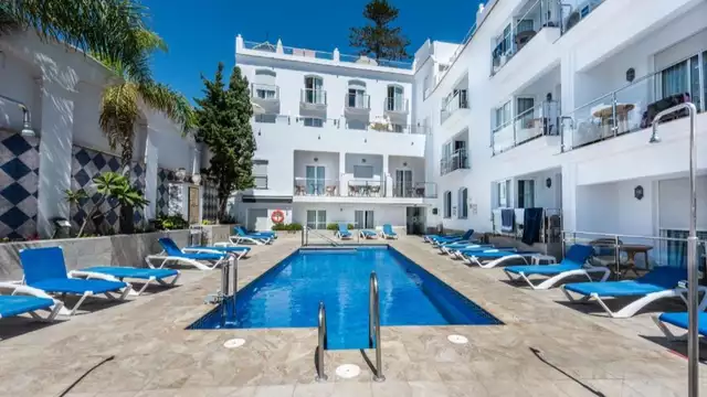 Weekendje weg in Nerja: Ontdek het balkon van Europa