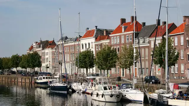 Ontdek Middelburg met een luxe verblijf en diner inbegrepen