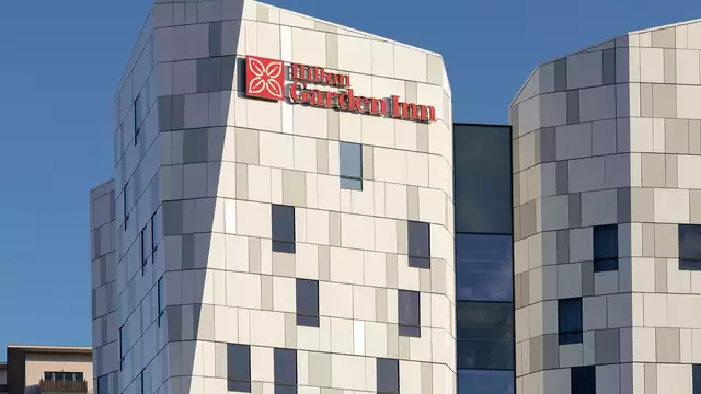 Séjour moderne et confort haut de gamme aux portes de Paris à Massy